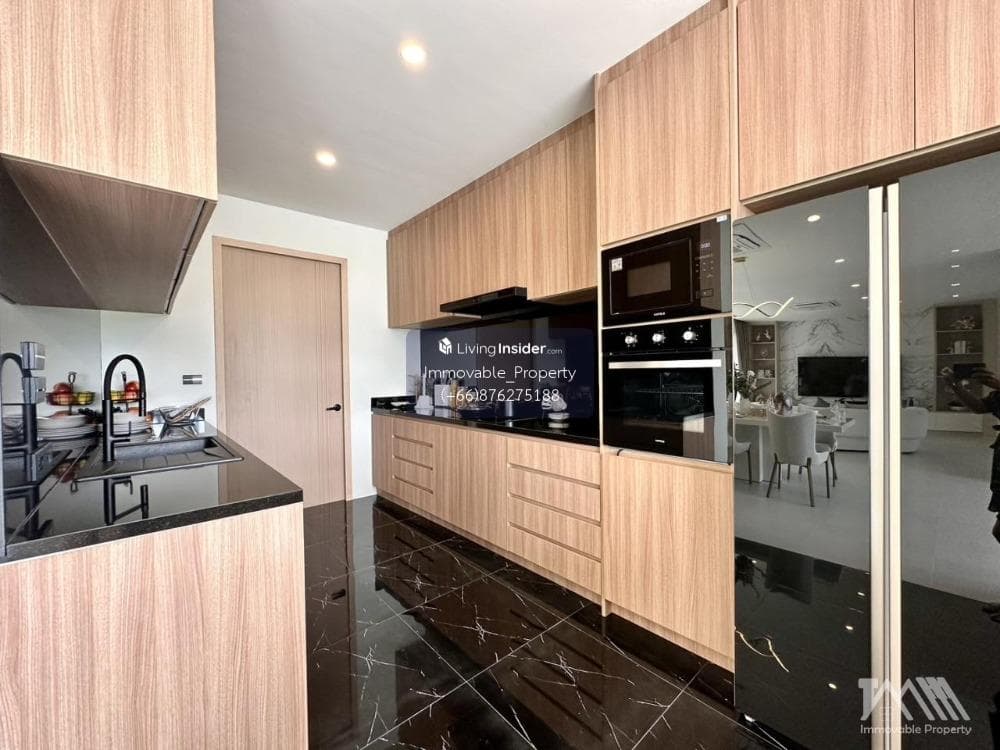 Single house, city zone / House Town, Phuket - image 5