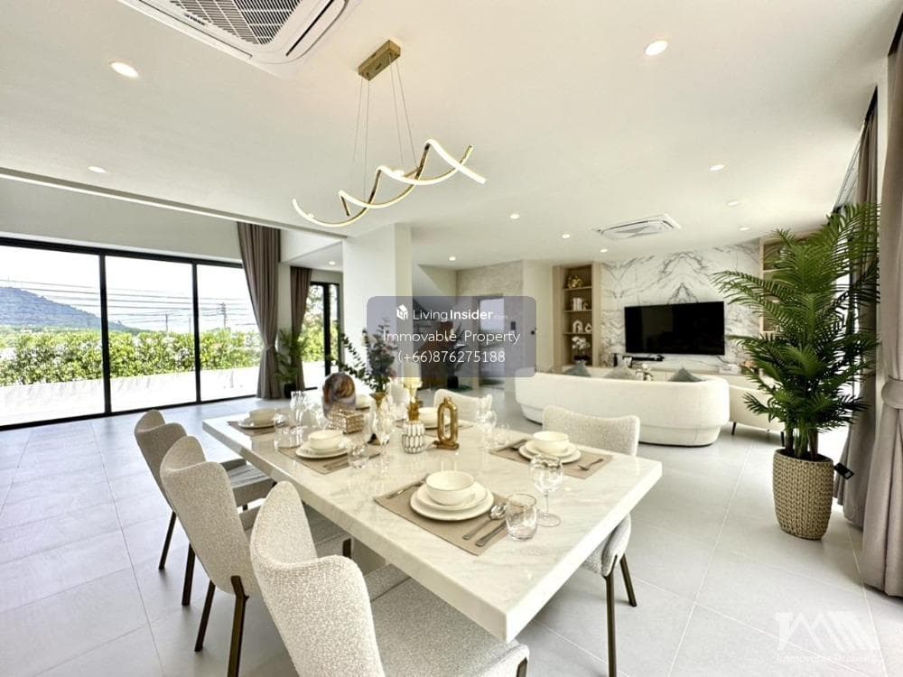 Single house, city zone / House Town, Phuket - image 6