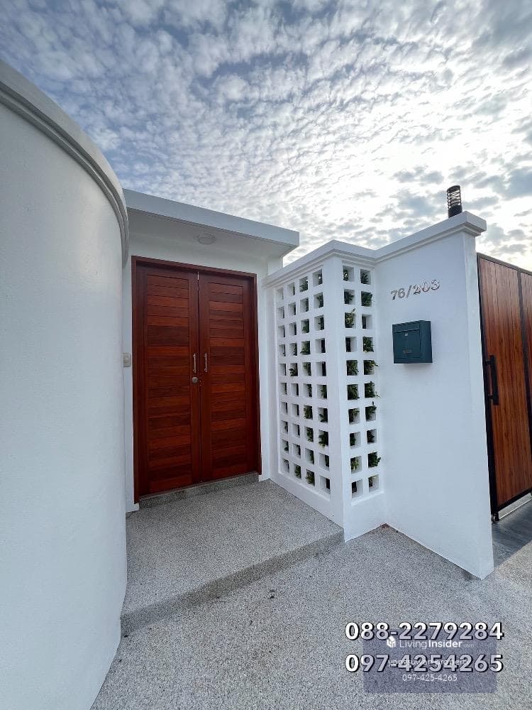 Pool Villa Rawai, Phuket 420 SQM. 3 Bed, 3 Bath Near Rawai Beach. - image 2