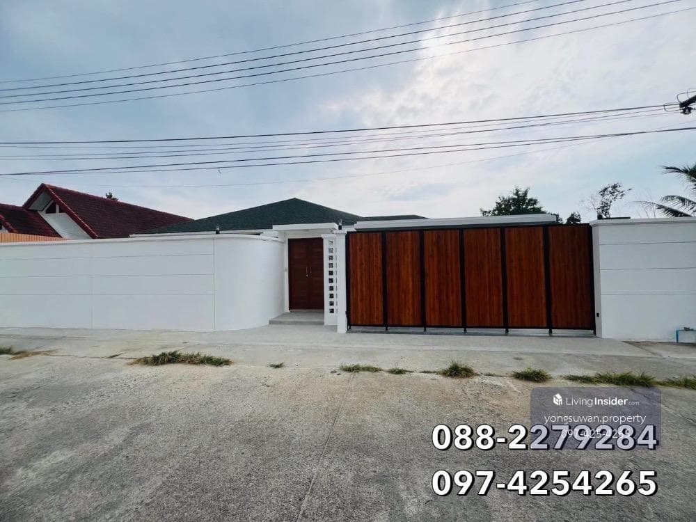 Pool Villa Rawai, Phuket 420 SQM. 3 Bed, 3 Bath Near Rawai Beach. - image 4
