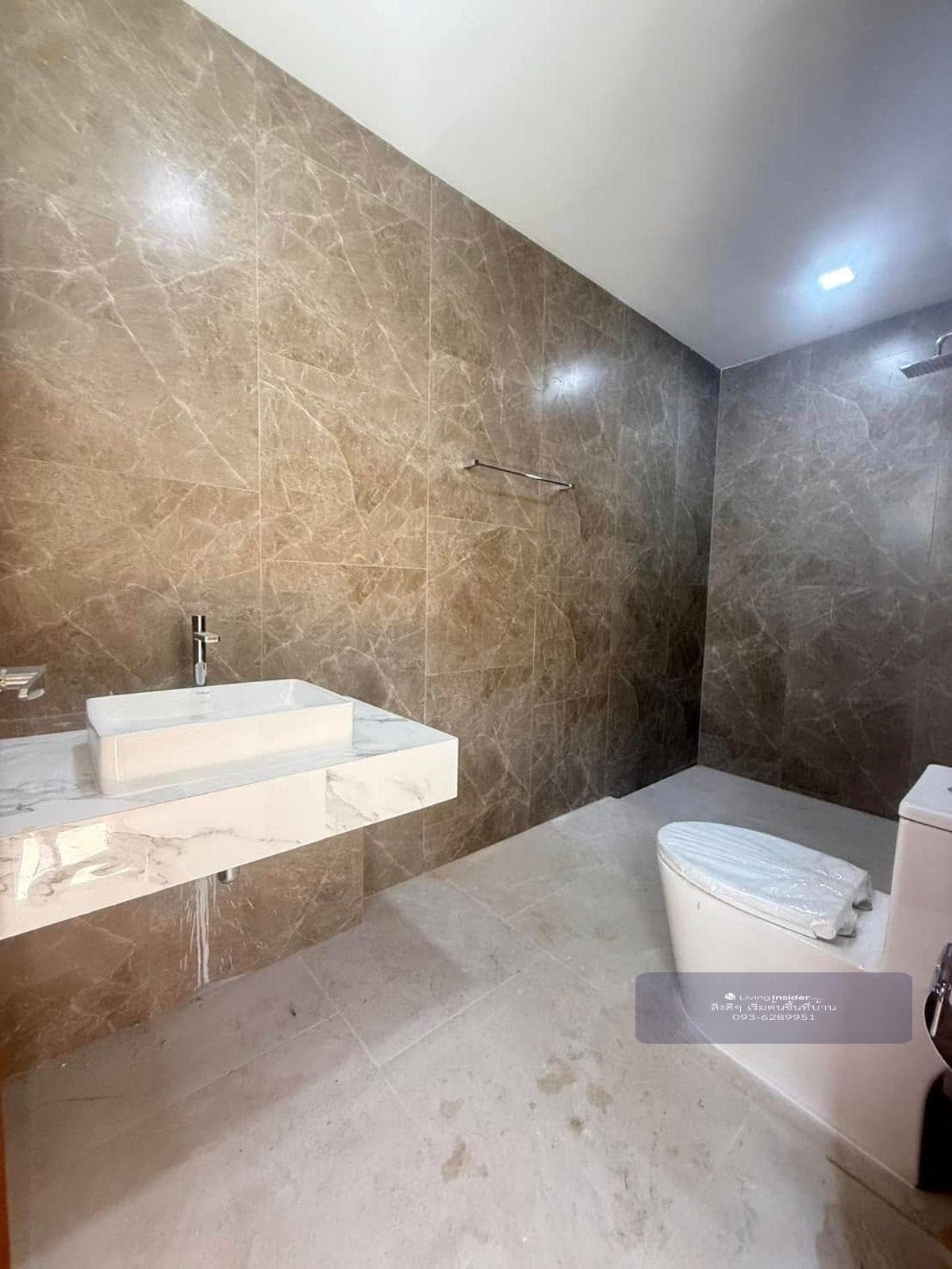 Luxury house with private pool In the heart of Phuket! City Home Village Just wait for you to be the owner! - image 28