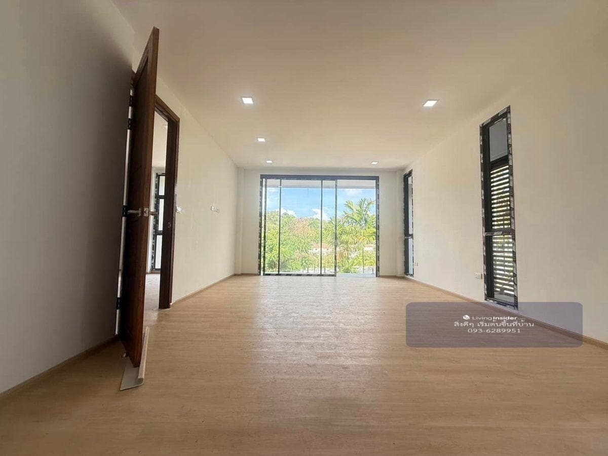 Luxury house with private pool In the heart of Phuket! City Home Village Just wait for you to be the owner! - image 11