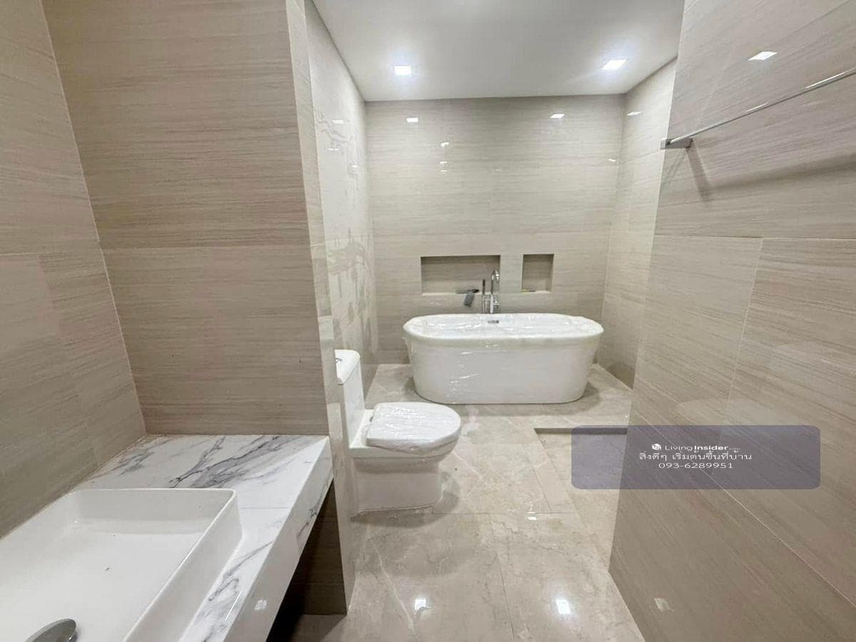 Luxury house with private pool In the heart of Phuket! City Home Village Just wait for you to be the owner! - image 7