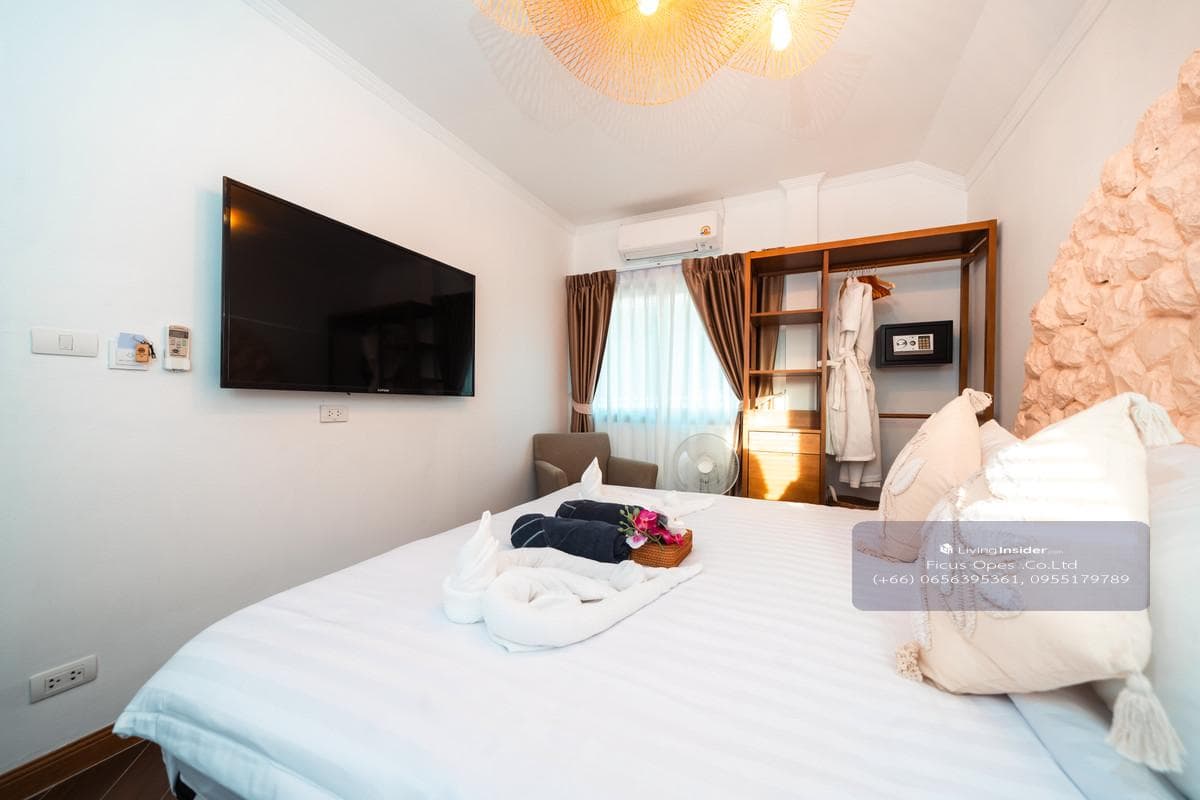 Pool Villa 6 Bedrooms Big Pool 8*4 M. Prime Location in BangTao Phuket For Sale, Rent. Installment Payment applies. - image 20