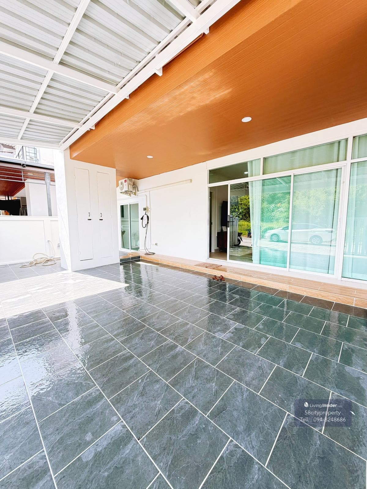 For sale/rent, 2-storey detached house.