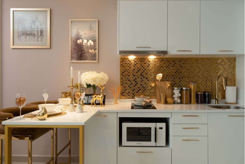 [920081021-9] Condo with Balcony, Ideal Location, Investment, Loan for Foreigner - image 2