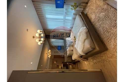 [920081021-9] Condo with Balcony, Ideal Location, Investment, Loan for Foreigner - image 6