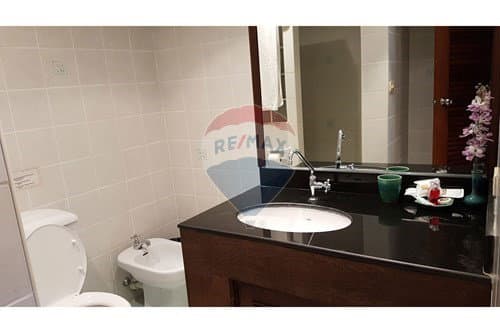 [920081001-1231] "Find Paradise: Golden Palms Condo in Patong" - image 8