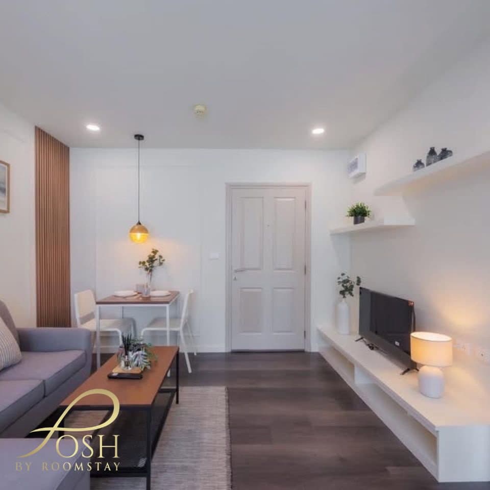 D Condo Mine, newly renovated, fully furnished with appliances, ready to move in. - image 2