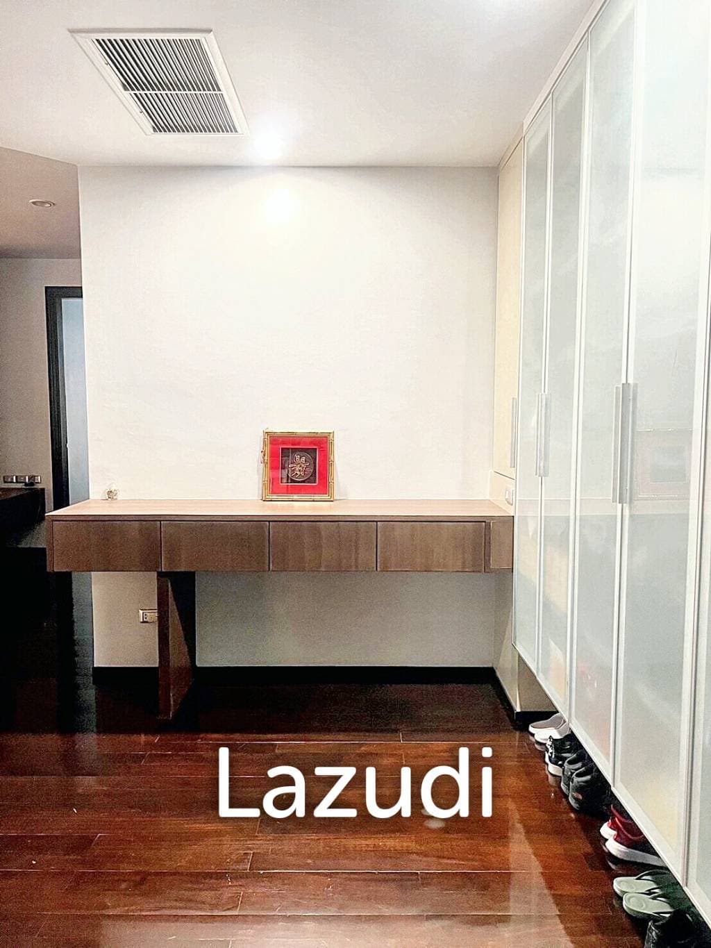 3 Bed 3 Bath 140 SQ.M The Height condominium - image 6