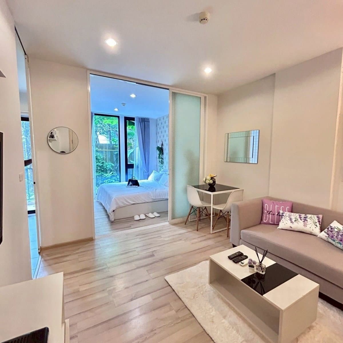 The Base Uptown For Sell WR-03093 - image 2