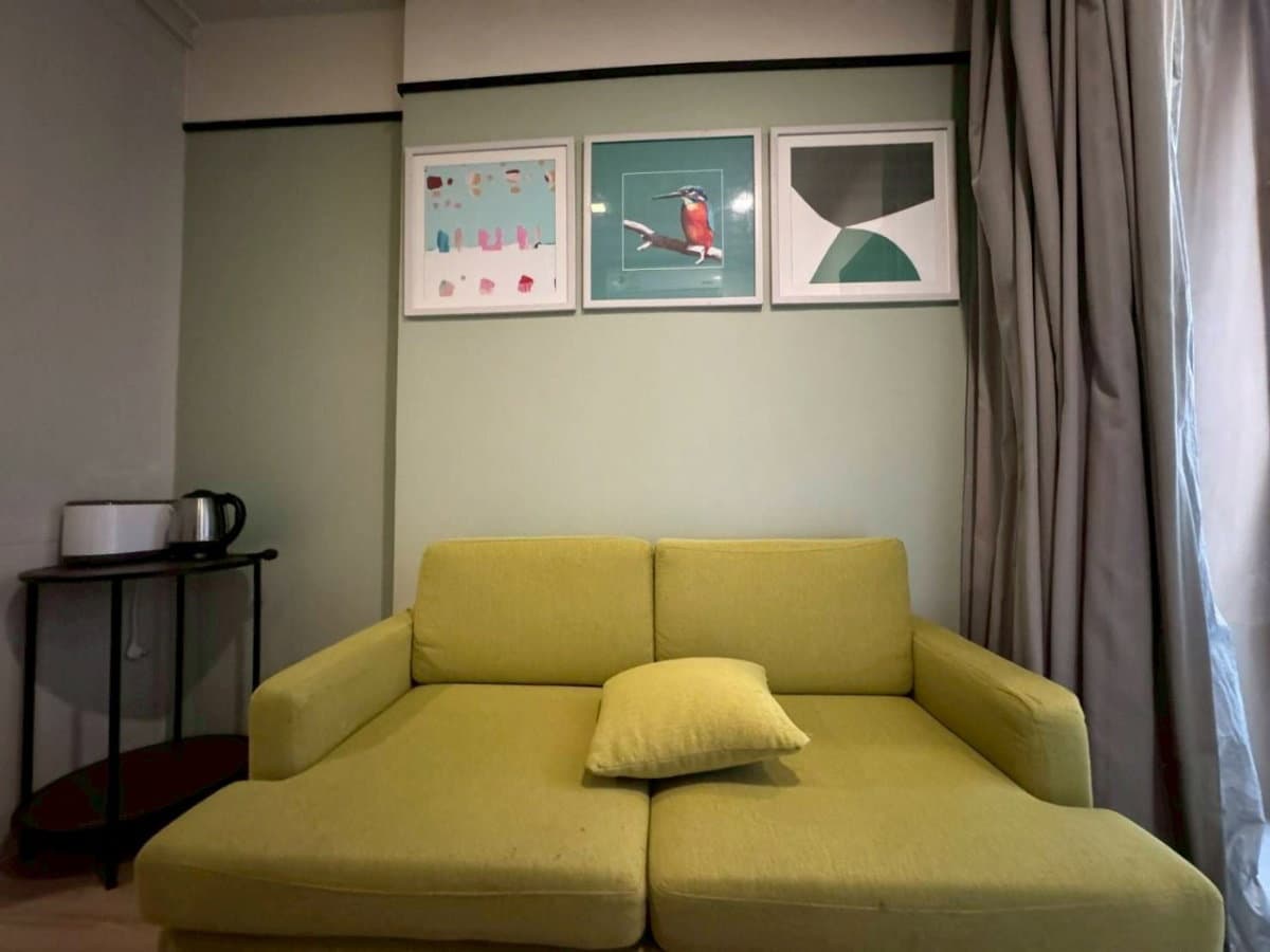 DLUX Condominium For Sell WR-03482