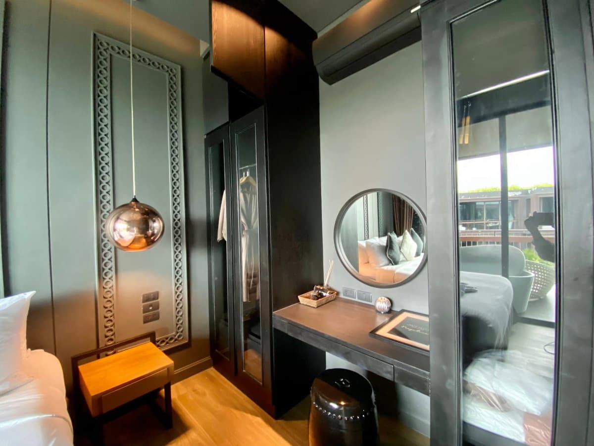 For Sale: SATURDAY RESIDENCE – Luxury 2-Bedroom Condo with Pool View, Ideal for Investment - SW002674 - image 6