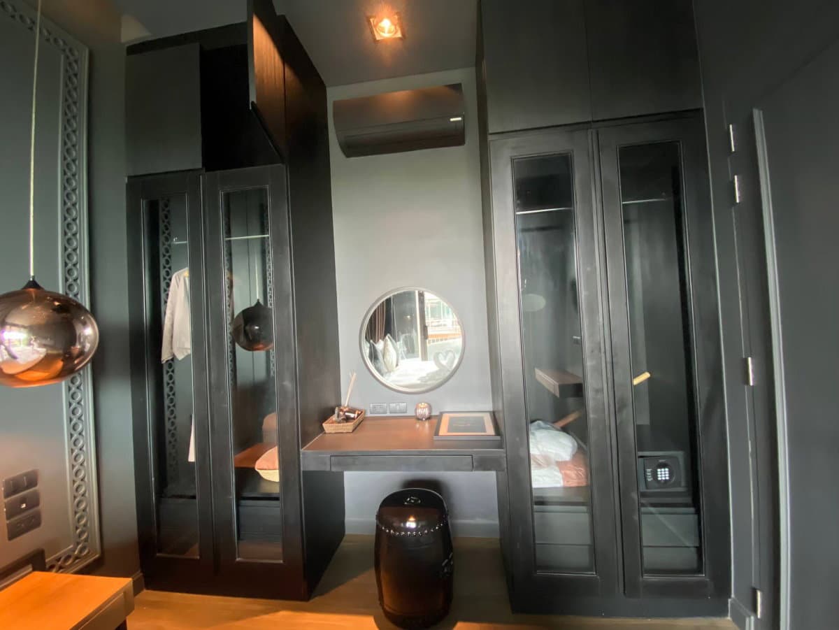 For Sale: SATURDAY RESIDENCE – Luxury 2-Bedroom Condo with Pool View, Ideal for Investment - SW002674 - image 2