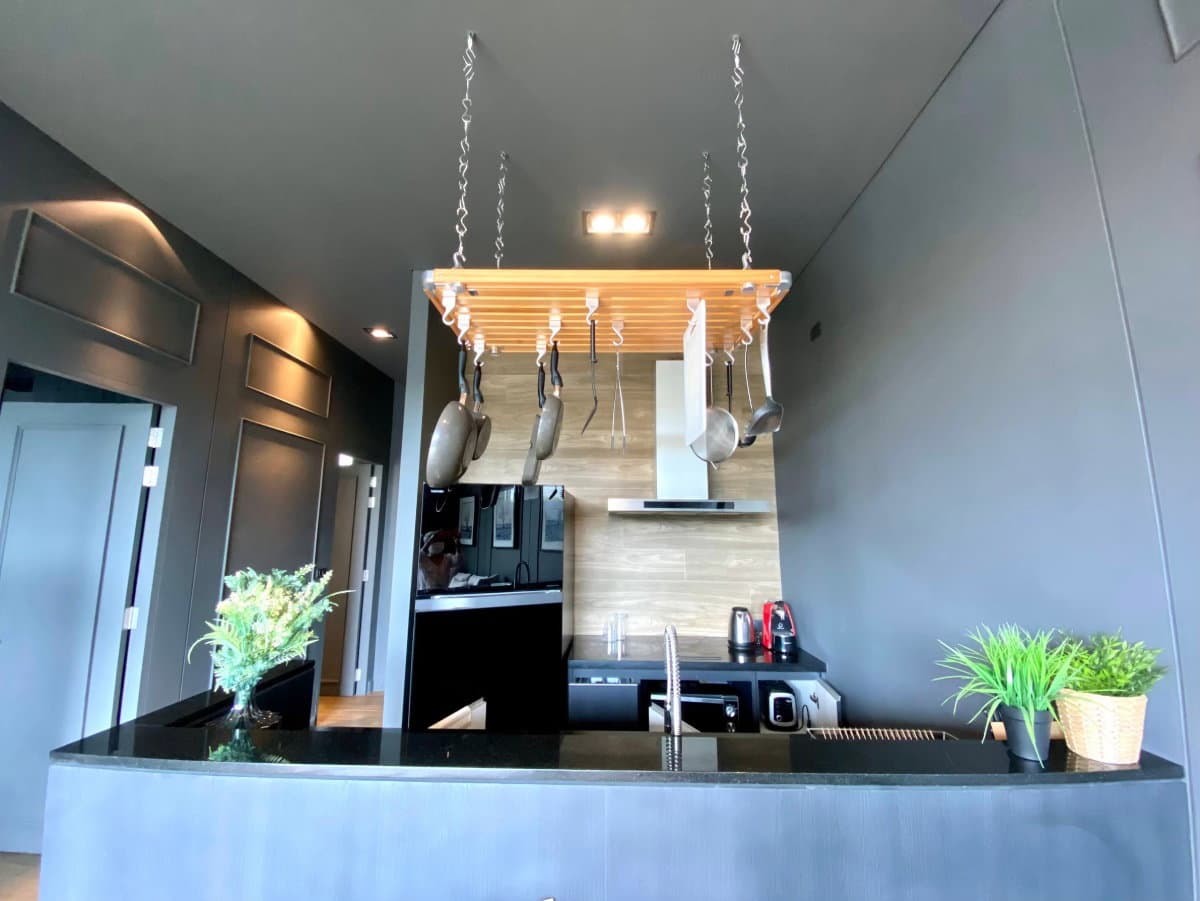 For Sale: SATURDAY RESIDENCE – Luxury 2-Bedroom Condo with Pool View, Ideal for Investment - SW002674 - image 7