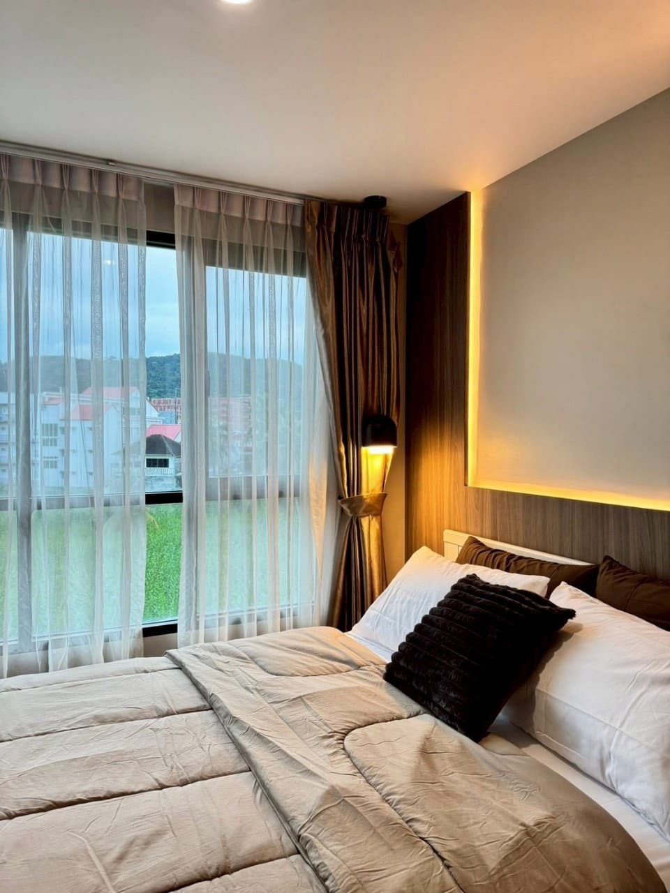 Centrio Condominium For Sell WR-03519 - image 5