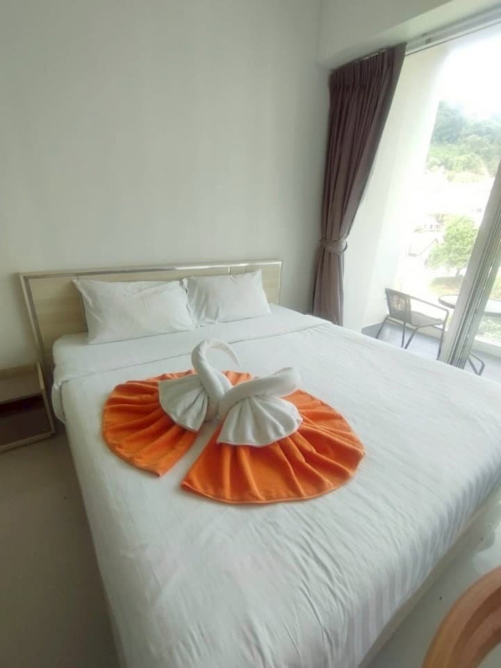 Chic Condominium For Sell WR-03544 - image 3