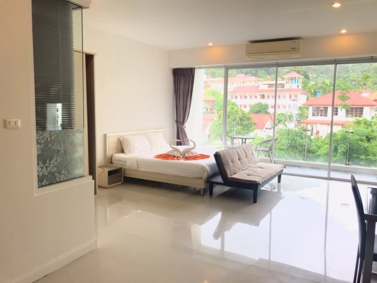 Chic Condominium For Sell WR-03544 - image 4