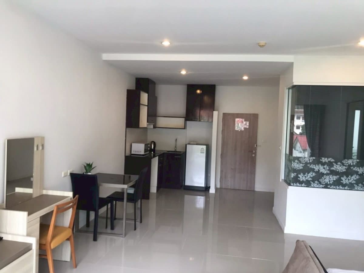 Chic Condominium For Sell WR-03544 - image 7