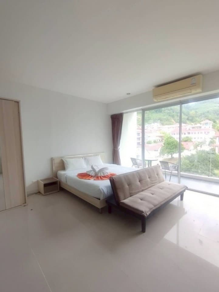Chic Condominium For Sell WR-03544 - image 6