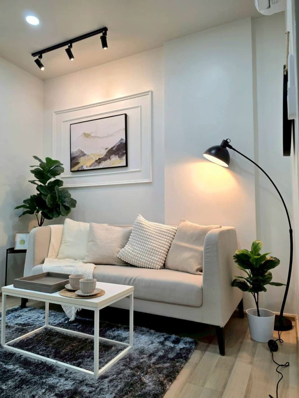 The Base Downtown For Sell WR-03597