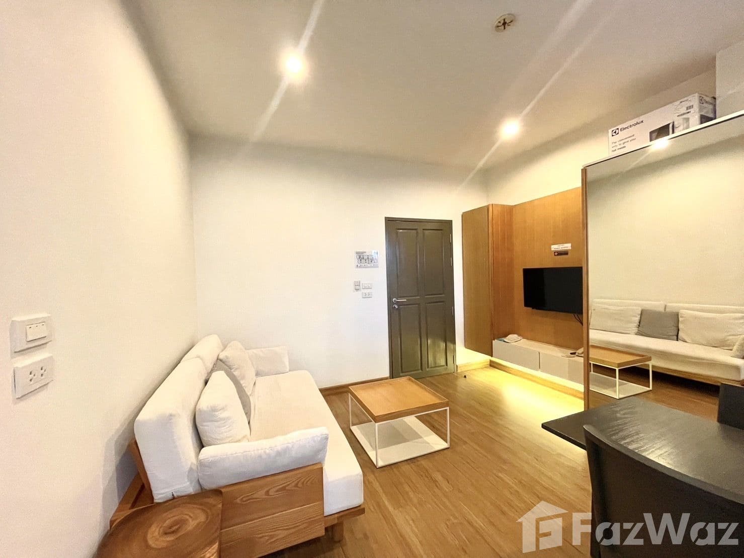 One Bedroom for Sale & Rent at Hill Myna 1885019