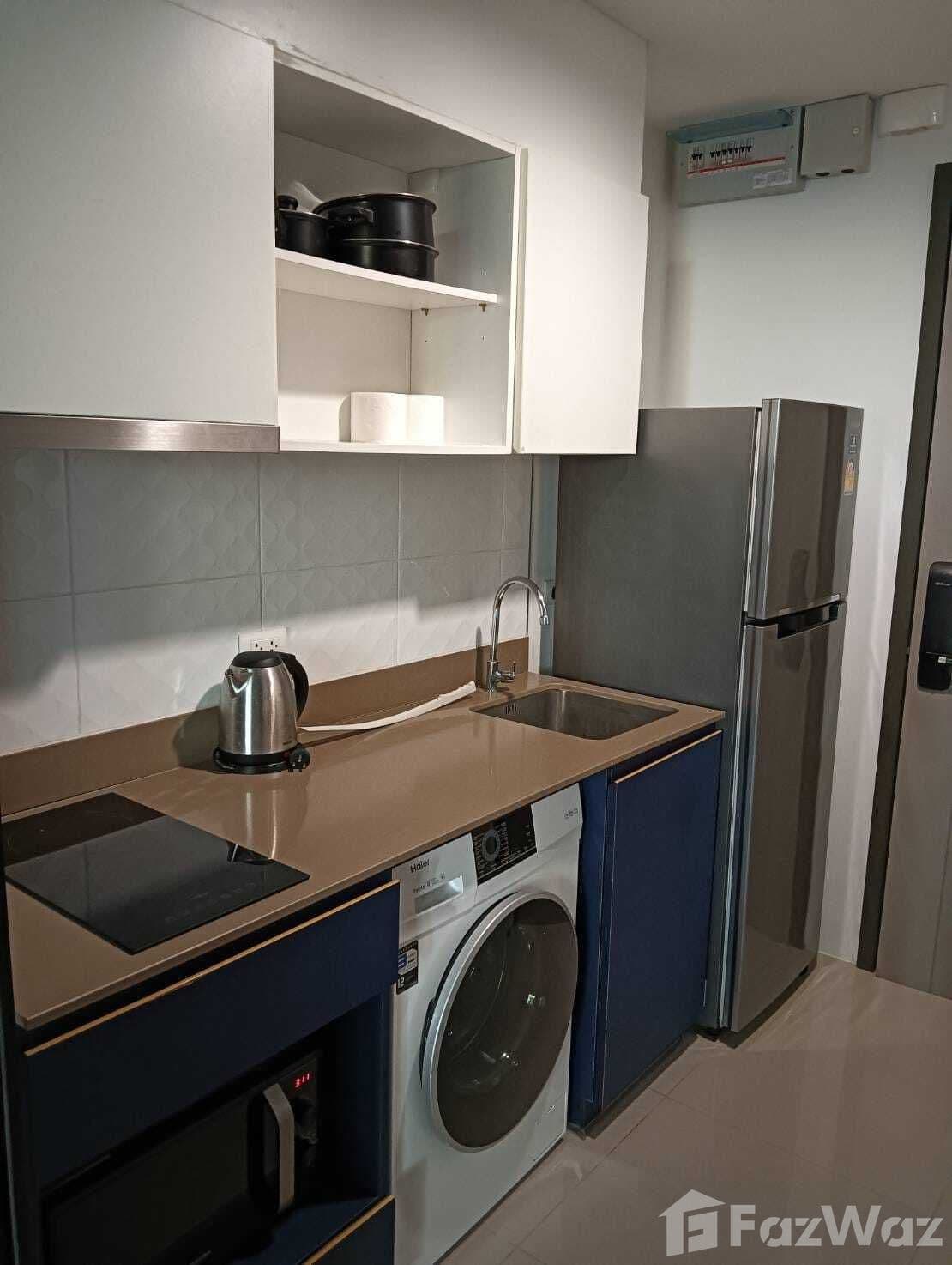 Freehold condo Pool View at The Base Central for sale 5361885 - image 7