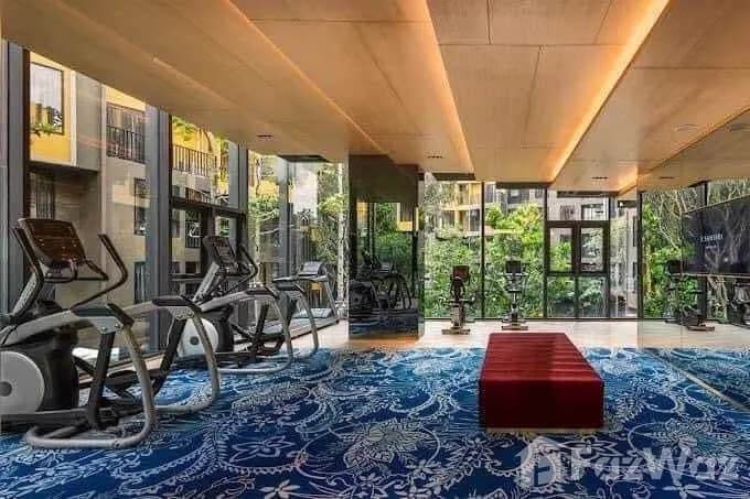 Freehold condo Pool View at The Base Central for sale 5361885 - image 4