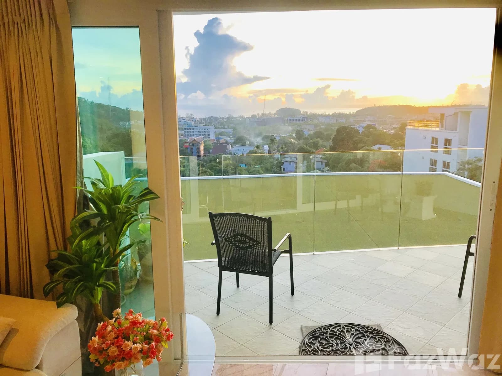 Pink Marble floor,Best spot for sunset ,close to restaurant 658548 - image 2