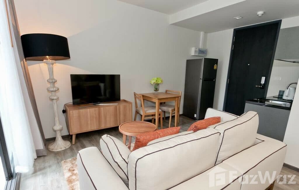 Studio Condo for sale at The Deck Patong  666454 - image 3