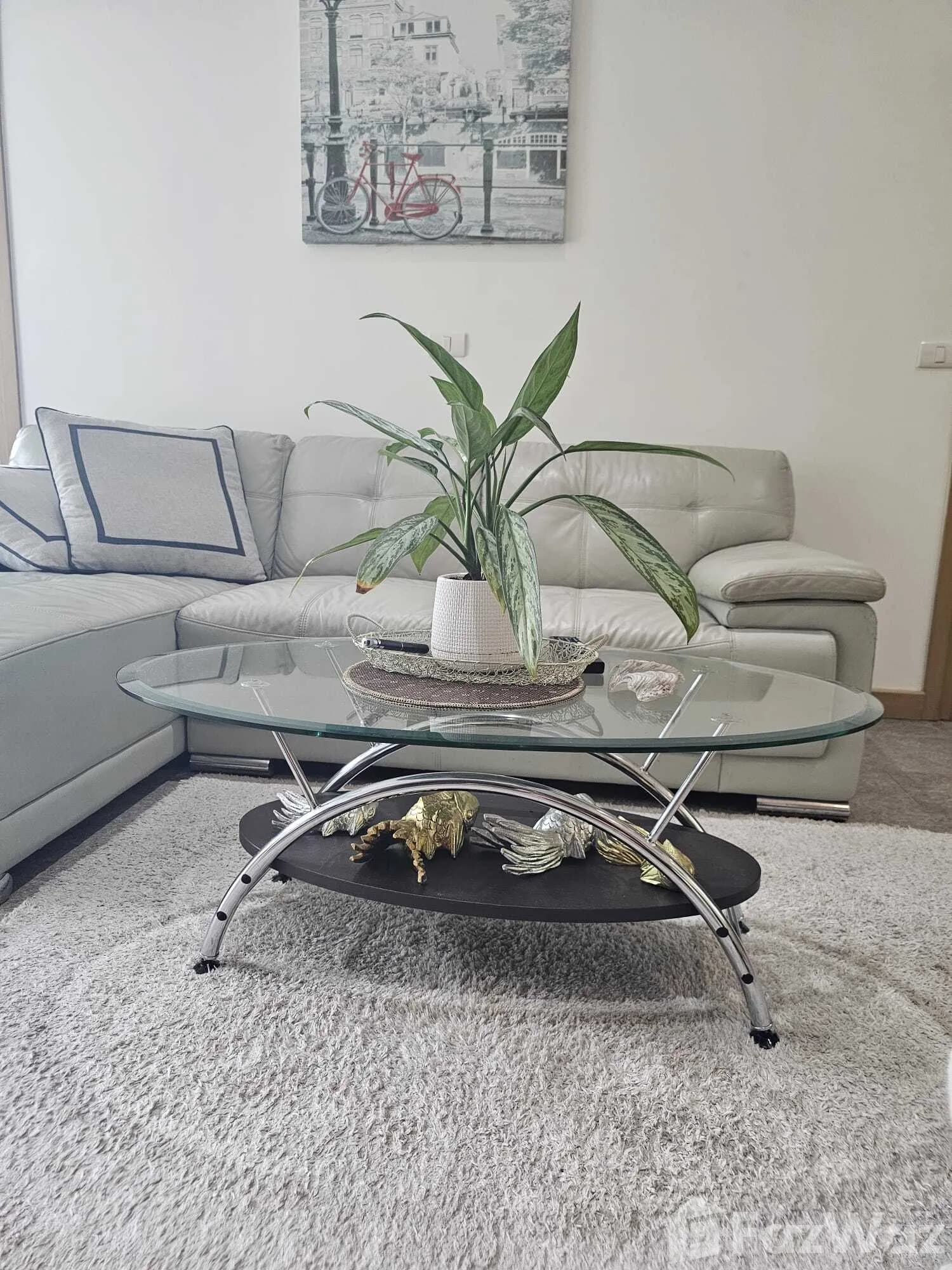 Spacious 2 bed Freehold condo with Semi Private Garden 5363341 - image 4