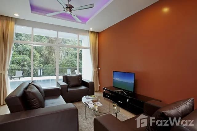 2 Bedrooms 2 Bathrooms Pool Access Condo 1163262