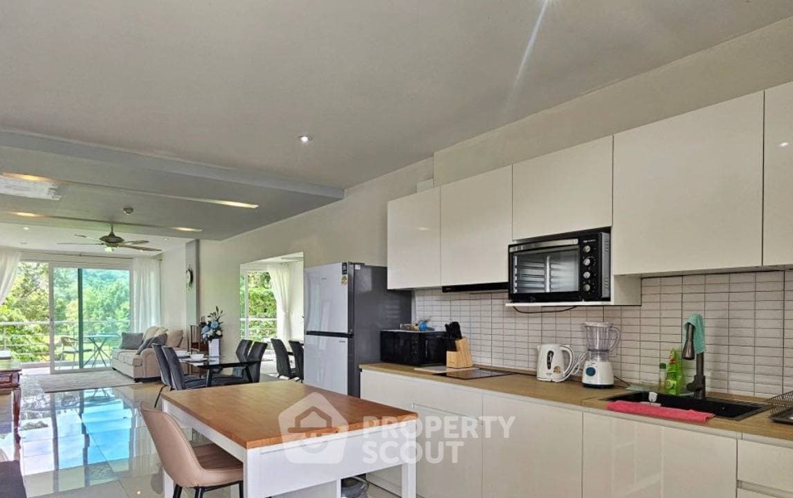 2-BR Condo at Kathu Golf Condo close to Kathu (ID 2323777) - image 2