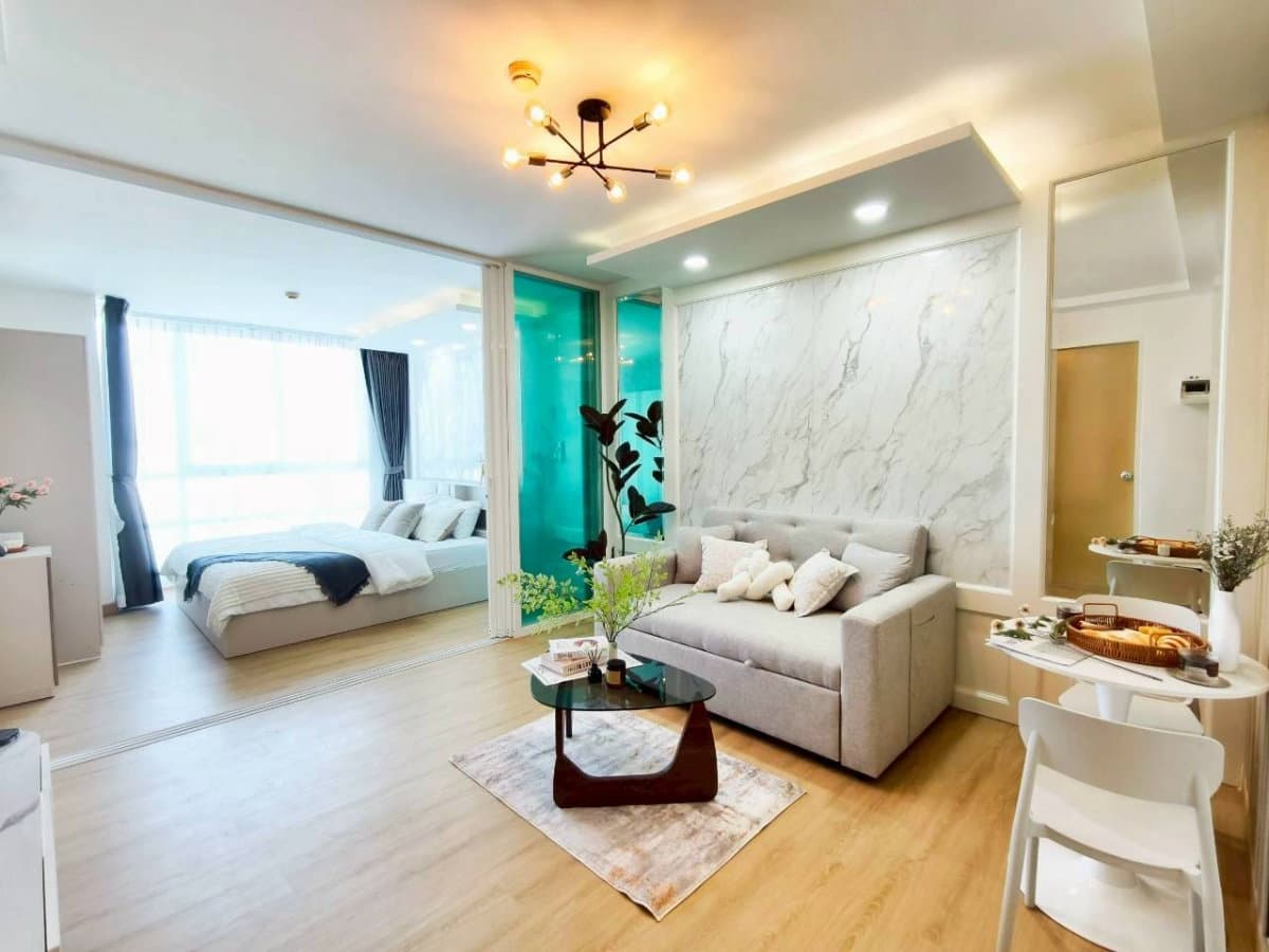 The Light Condominium WR-04112