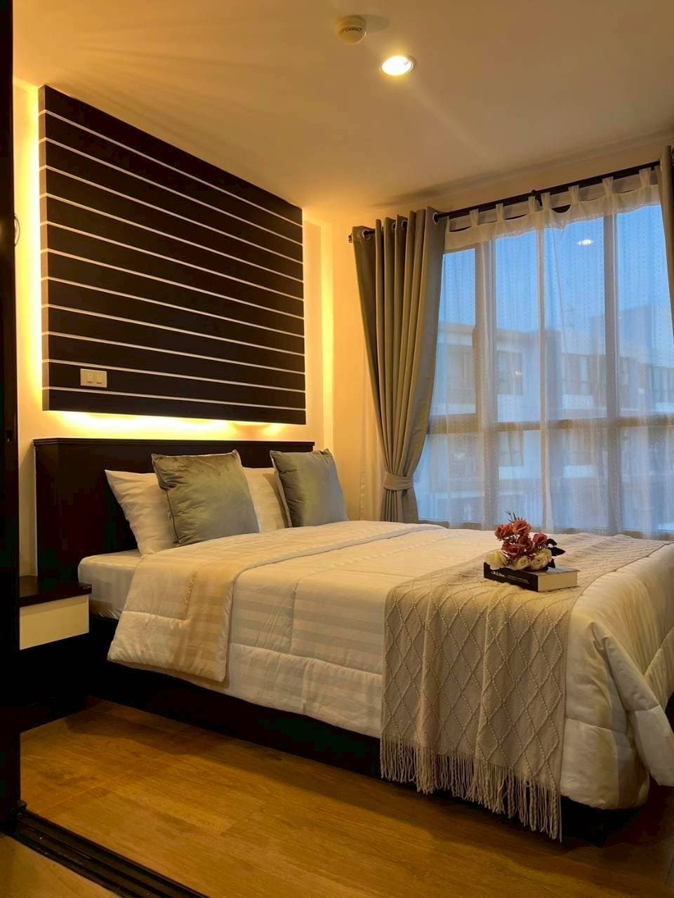 Centrio Condominium For Sell WR-04133 - image 2