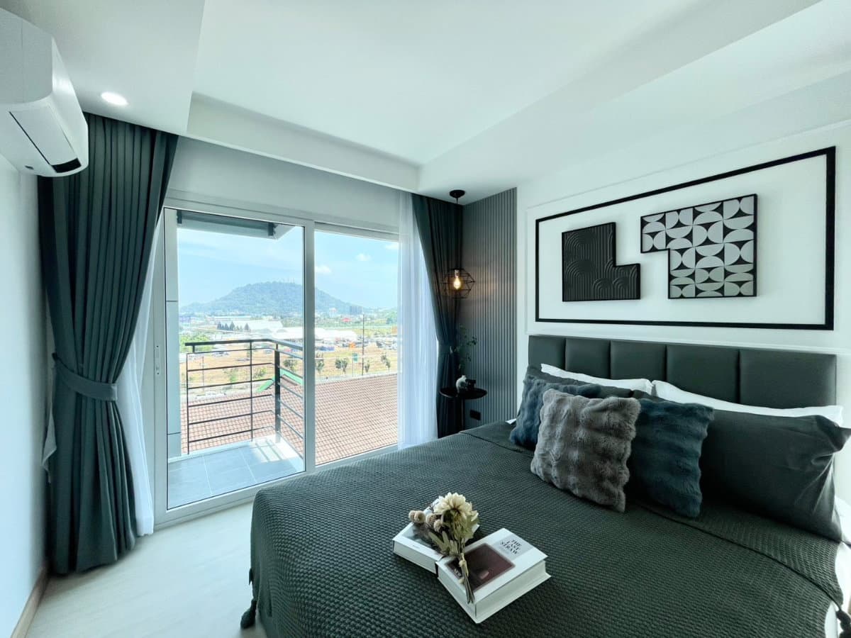 The Royal Place Condominium Phuket - image 4