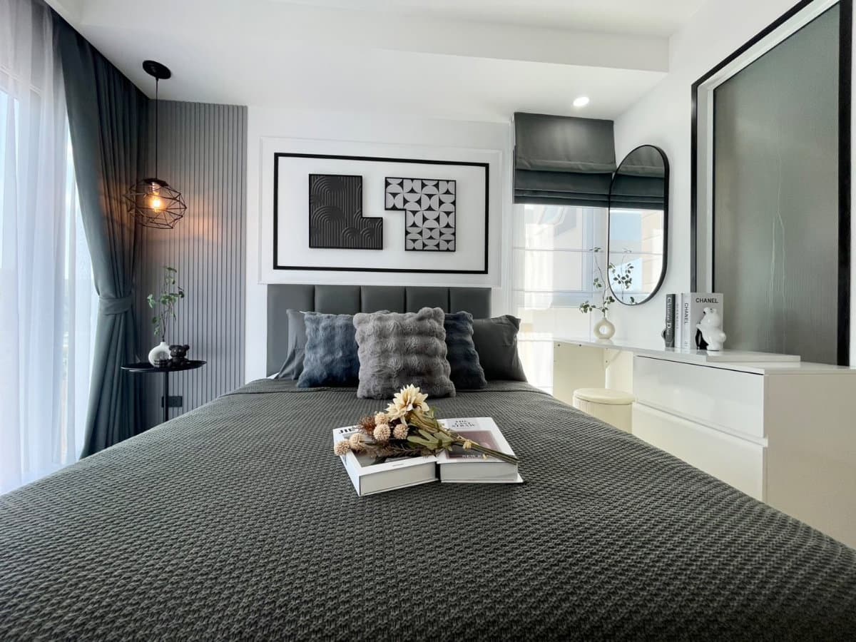 The Royal Place Condominium Phuket - image 2