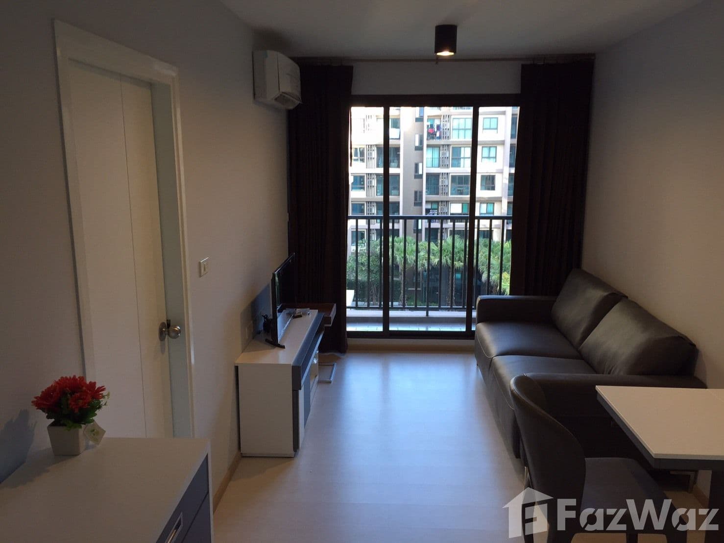 Urban Living at its Finest in ZCAPE III: Hurry to Inquire Now! 1053610