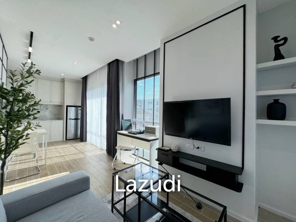 Renovated 1-Bedroom 40 SQ.M At Dlux Condominium For Sale - image 2