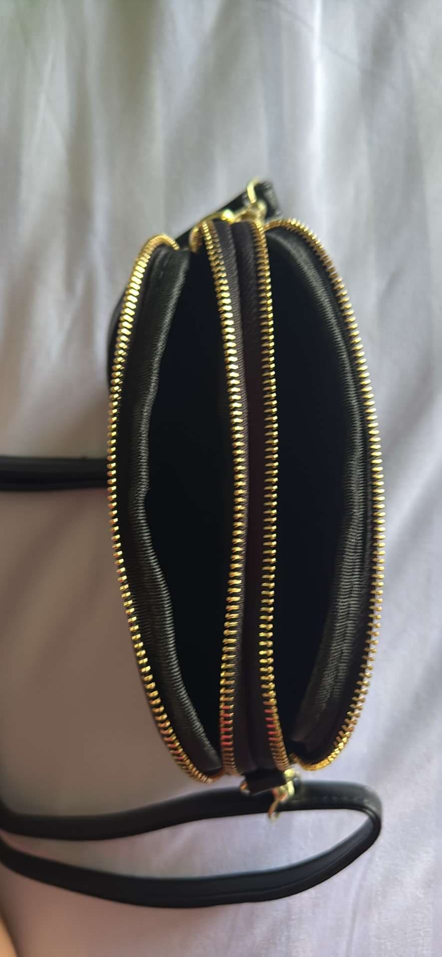 Just not my style. Brand new, never used. 20cm across, 5c... - image 2