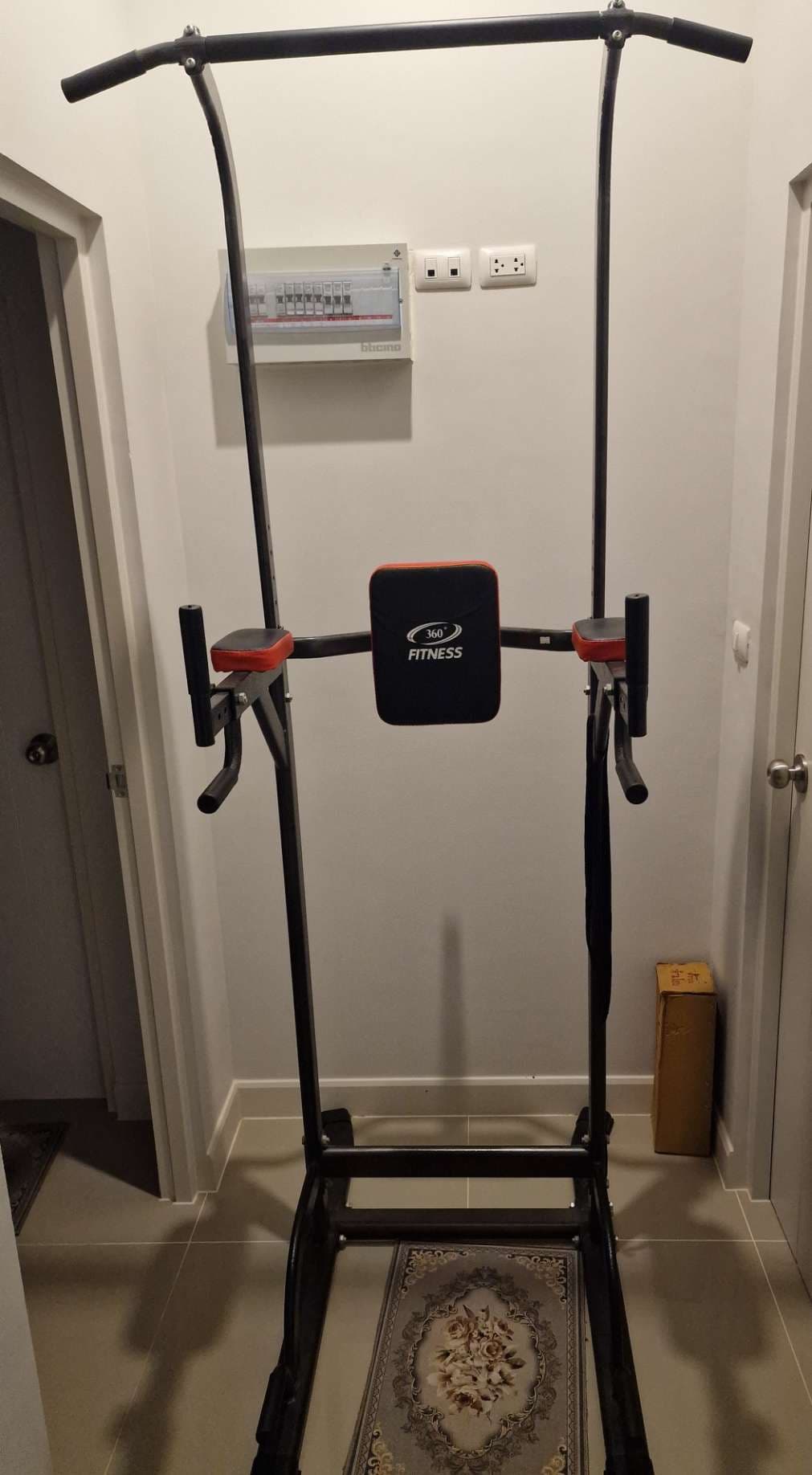 home gym power tower + set dumbbells - image 2