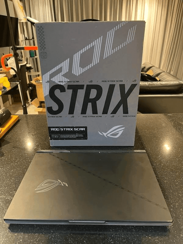 2023 ASUS ROG STRIX 18 GAMING LAPTOP - image 3