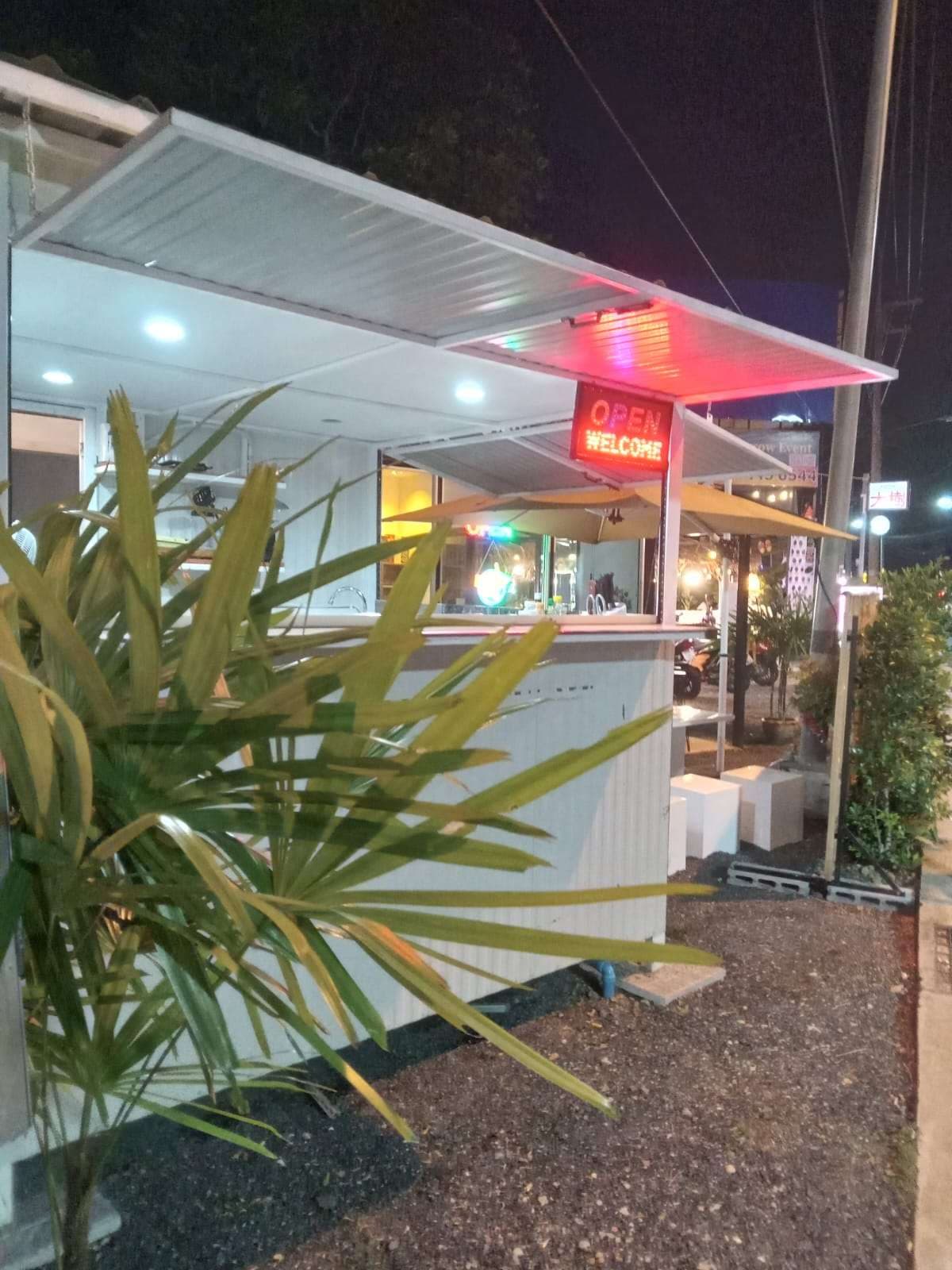 Bar, Restaurant, Snack bar