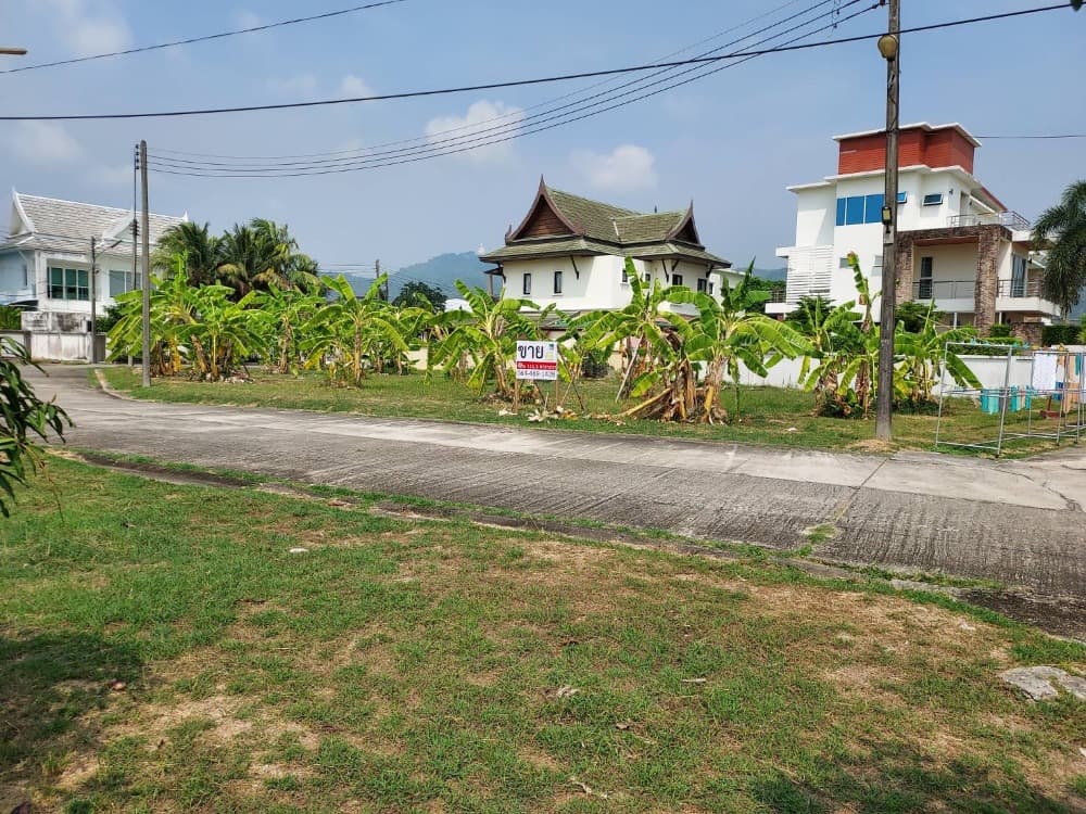 Land for sale, Phuket, 110.3 sq wah, corner plot, 99 Phuket Andaman Tropical Home, Muang Phuket, Suitable for pool villa - image 3