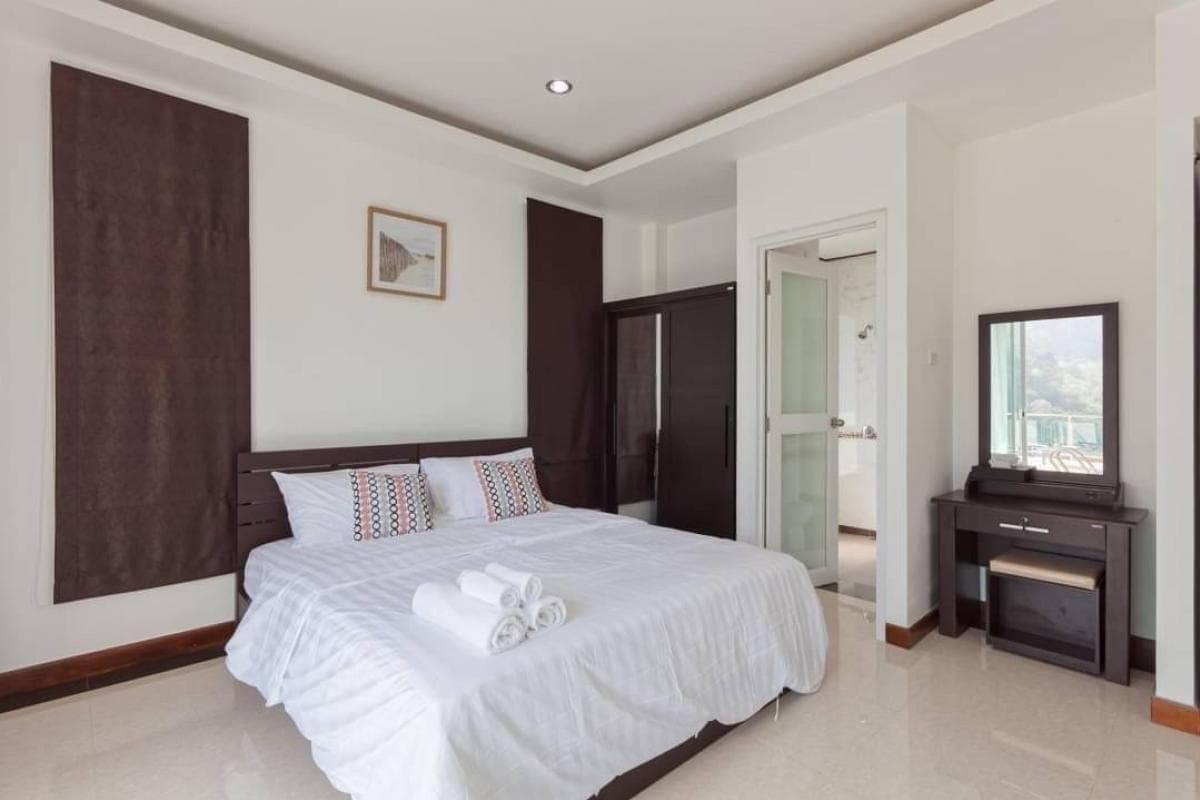 Pool villa seaview in kamala beach 🏖️ • 5 Bedroom • 5 Bathroom Land Size 152.9 SQW ( 611.6 SQM) Usage areamore than 400 SQM. Can seen and negoiate.💰Selling the price 32,000,000 THB. Negotiate If you have more budget i have option for plot of land at the - image 8