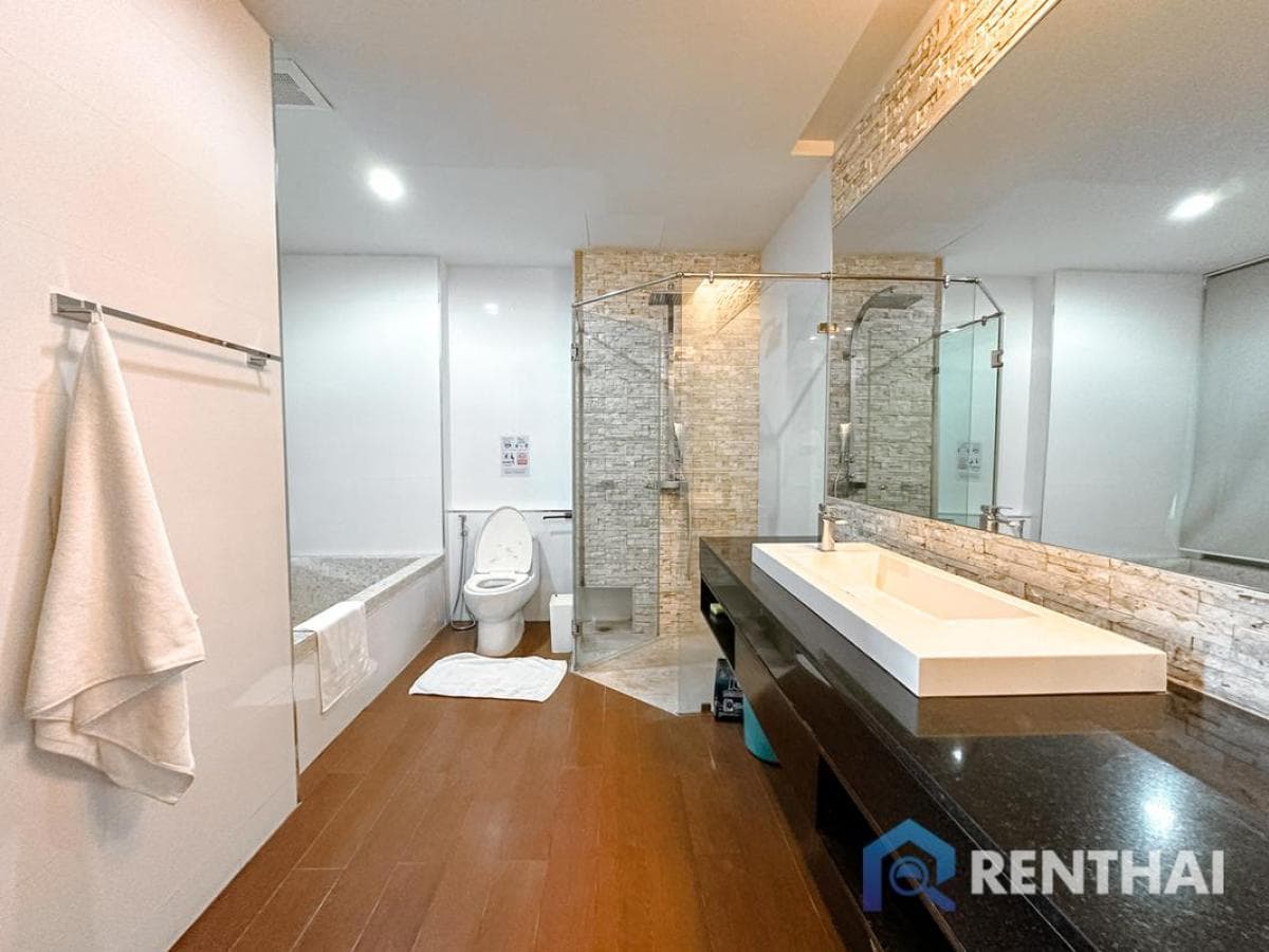 Regent Bangtao 2bed Condo in Phuket - Fully furnished, Gym & Pool - image 5
