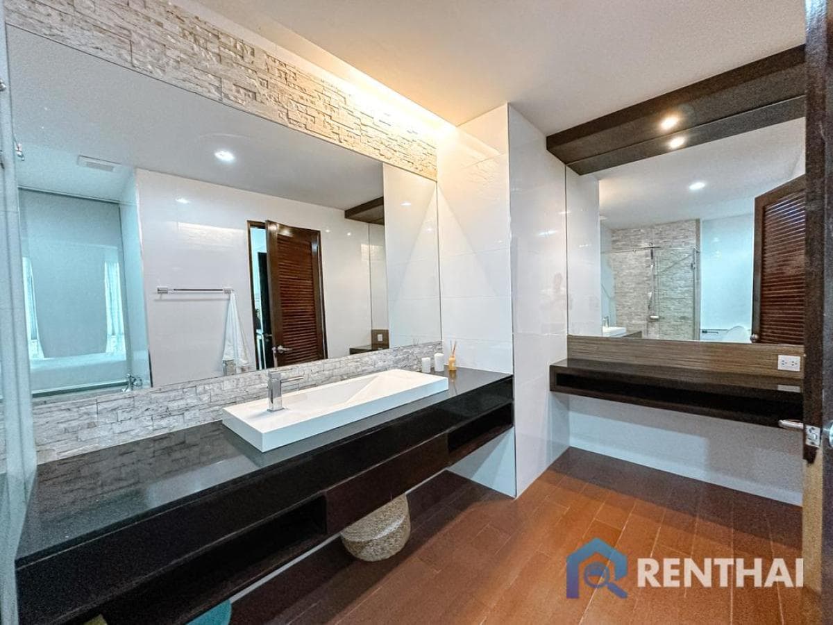 Regent Bangtao 2bed Condo in Phuket - Fully furnished, Gym & Pool - image 8