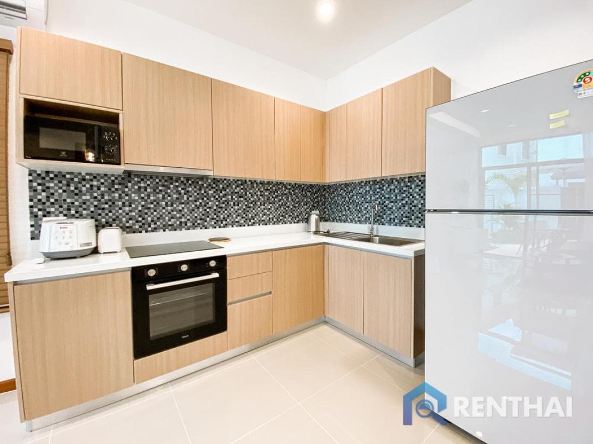 Splendid 3bed Villa in Phuket, Goldena Twin with Exclusive Facilities - image 2