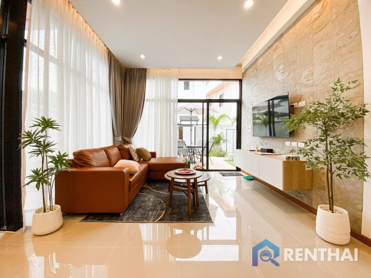 Splendid 3bed Villa in Phuket, Goldena Twin with Exclusive Facilities - image 6