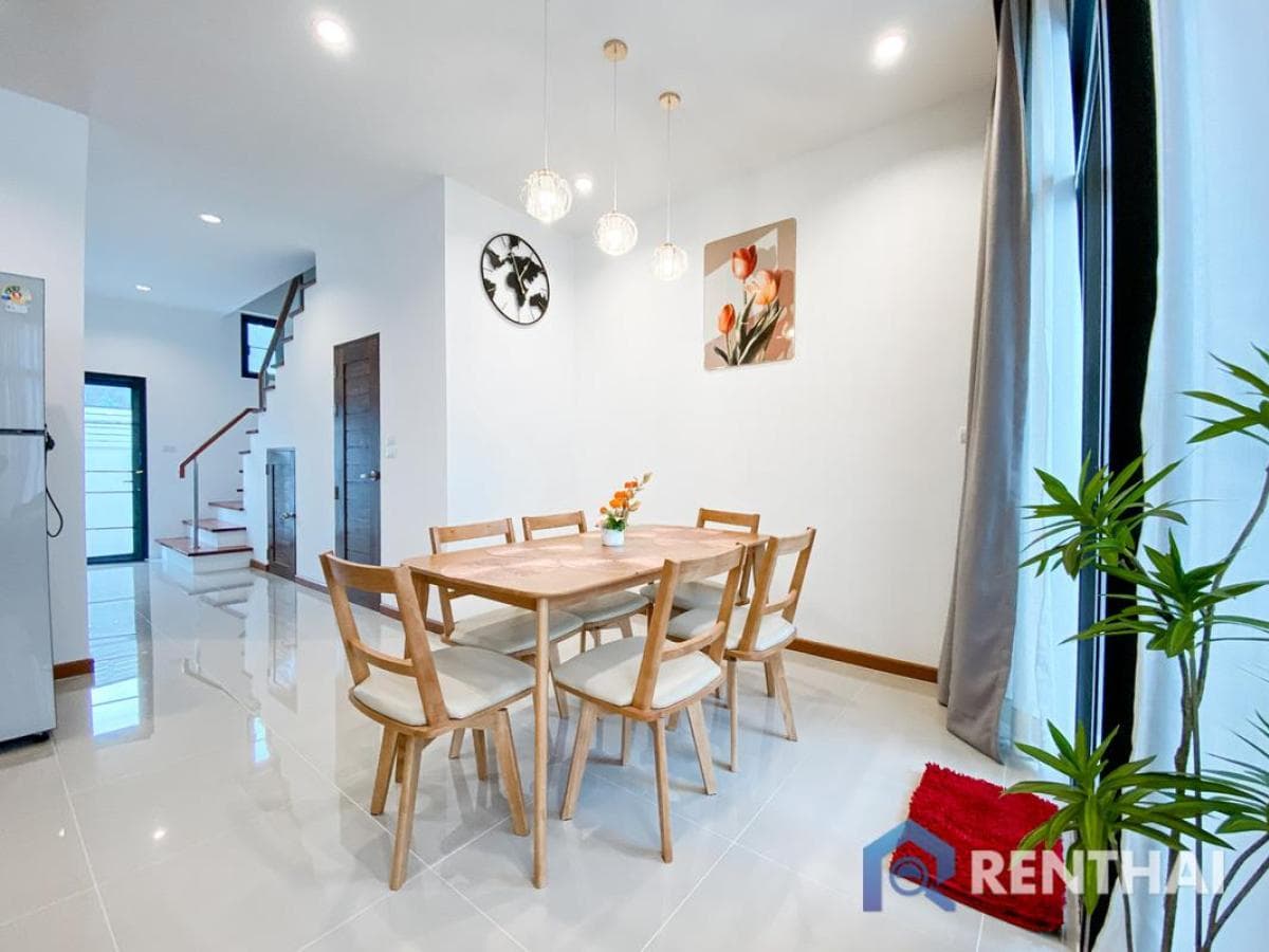 Splendid 3bed Villa in Phuket, Goldena Twin with Exclusive Facilities - image 7